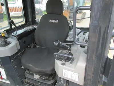 Used 2017 KOMATSU 61PX-24 Crawler Dozers Manitoba CA | Conquest Truck & Auto Sales #1421355