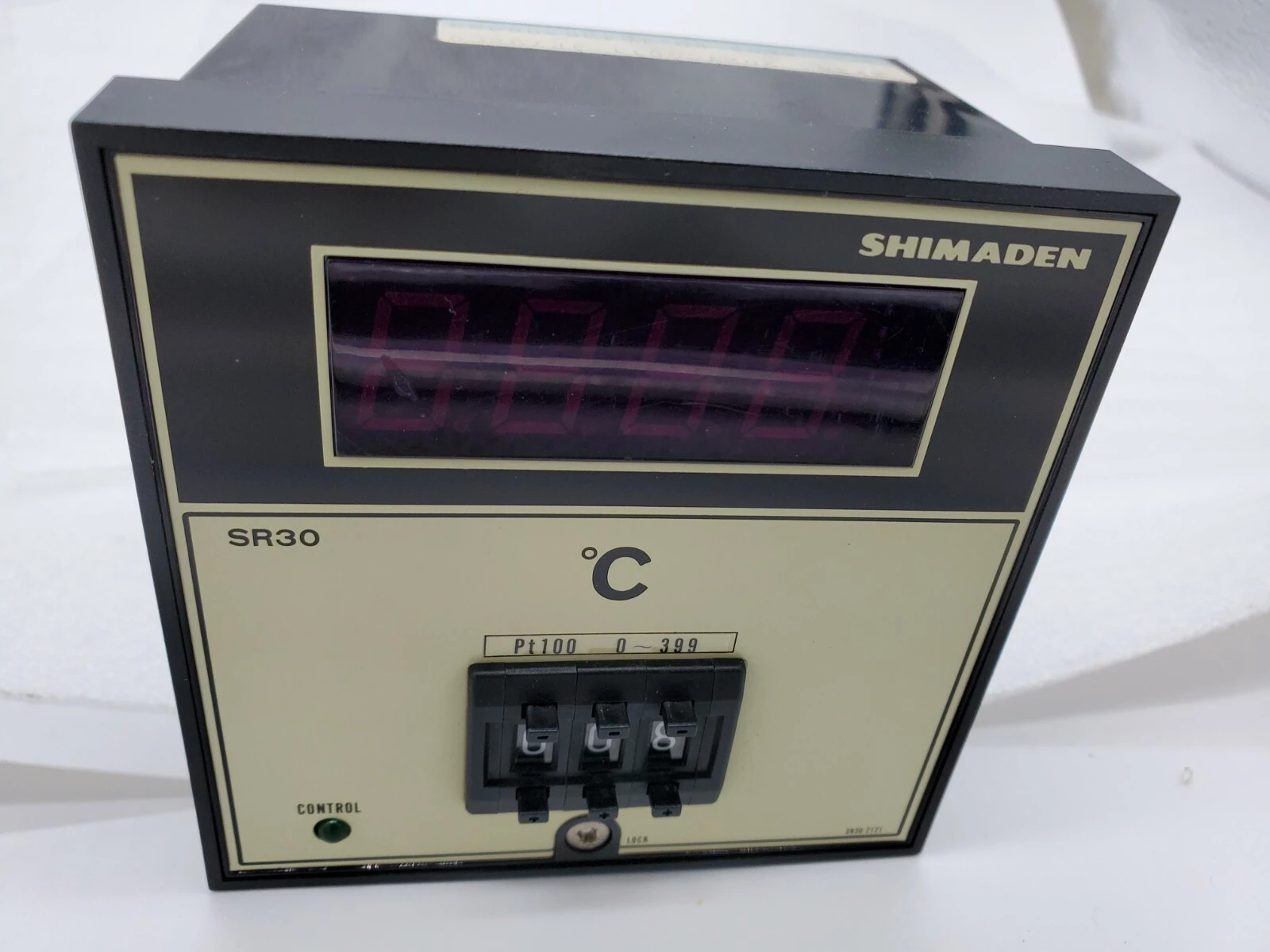 USED Shimaden SR-30-202Y-0011-JP792C0