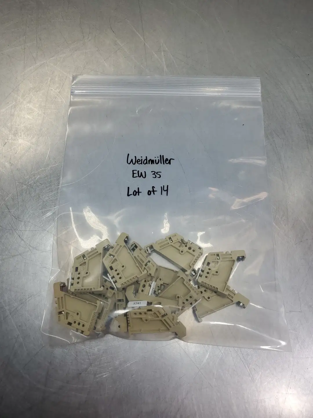 Weidmuller EW-35 Terminal Ends Module, Lot of 14. 4A-41