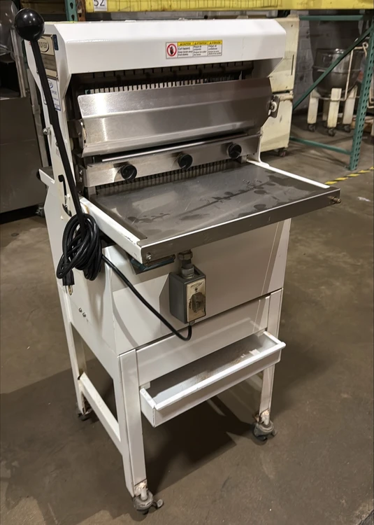Used 2013 OLIVER 777NT Slicers / Dicers / Cutters Georgia US | Envoy Equipment LLC #450256