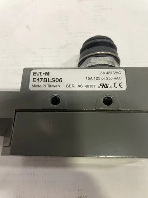 Eaton E47BLS06 Plunger Limit Switch 3A 480VAC 15A 125/250VAC -NIB