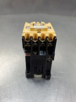 Allen Bradley 700-F220A1 Ser. B RELAY, 10A, 660V. 4D-31