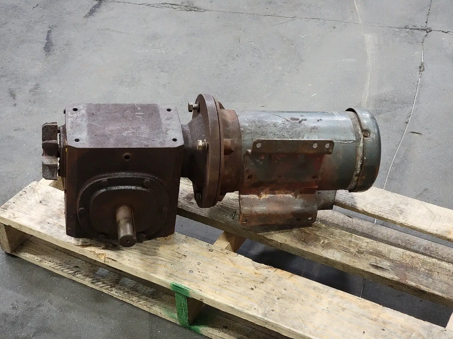 USED BALDOR GF1532CG