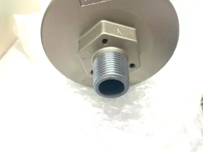 NEW SMC PNEUMATIC EXHAUST CLEANER 3/8" NPT W/ BRACKET