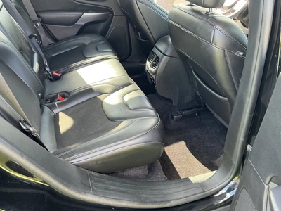 USED 2019 JEEP CHEROKEE