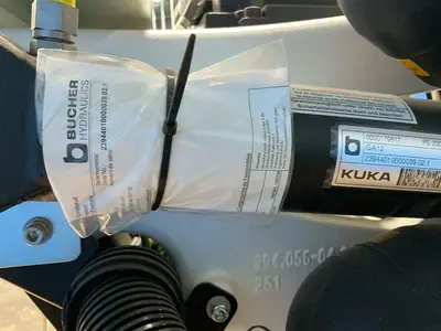 Used 2016 KUKA KR300 R2500 ULTRA MED AC CK Robots Ohio US | HGR 24 #1548047