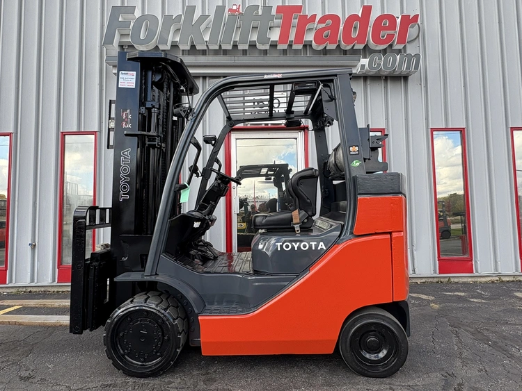 Used 2017 TOYOTA 8FGC35U-BCS Misc Forklifts | Forklifttrader.com #577478