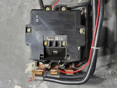 USED SQUARE D 8736SF01B76S