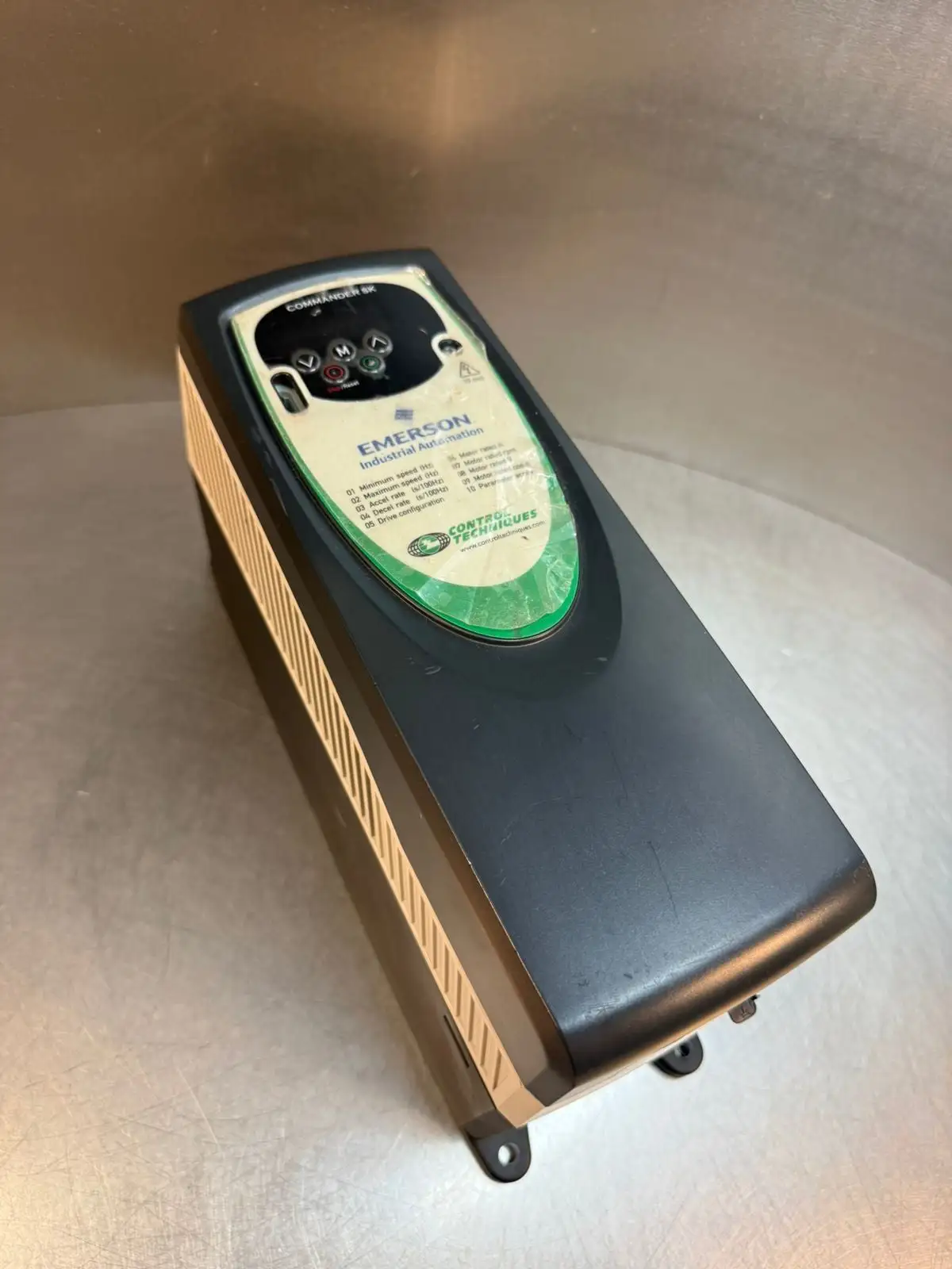 Emerson SKD3200400 4KW 137Y20 (8.4.3)