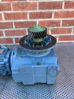 USED SEW EURODRIVE SAF77 DRE100LC4BE5/TF  GEAR MOTOR 1455/154 R/MIN