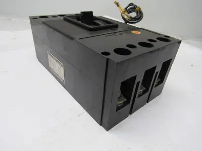 Mitsubishi Electric NF225-G 225 Amp 3 Pole Circuit Breaker W/Auxiliary Switch
