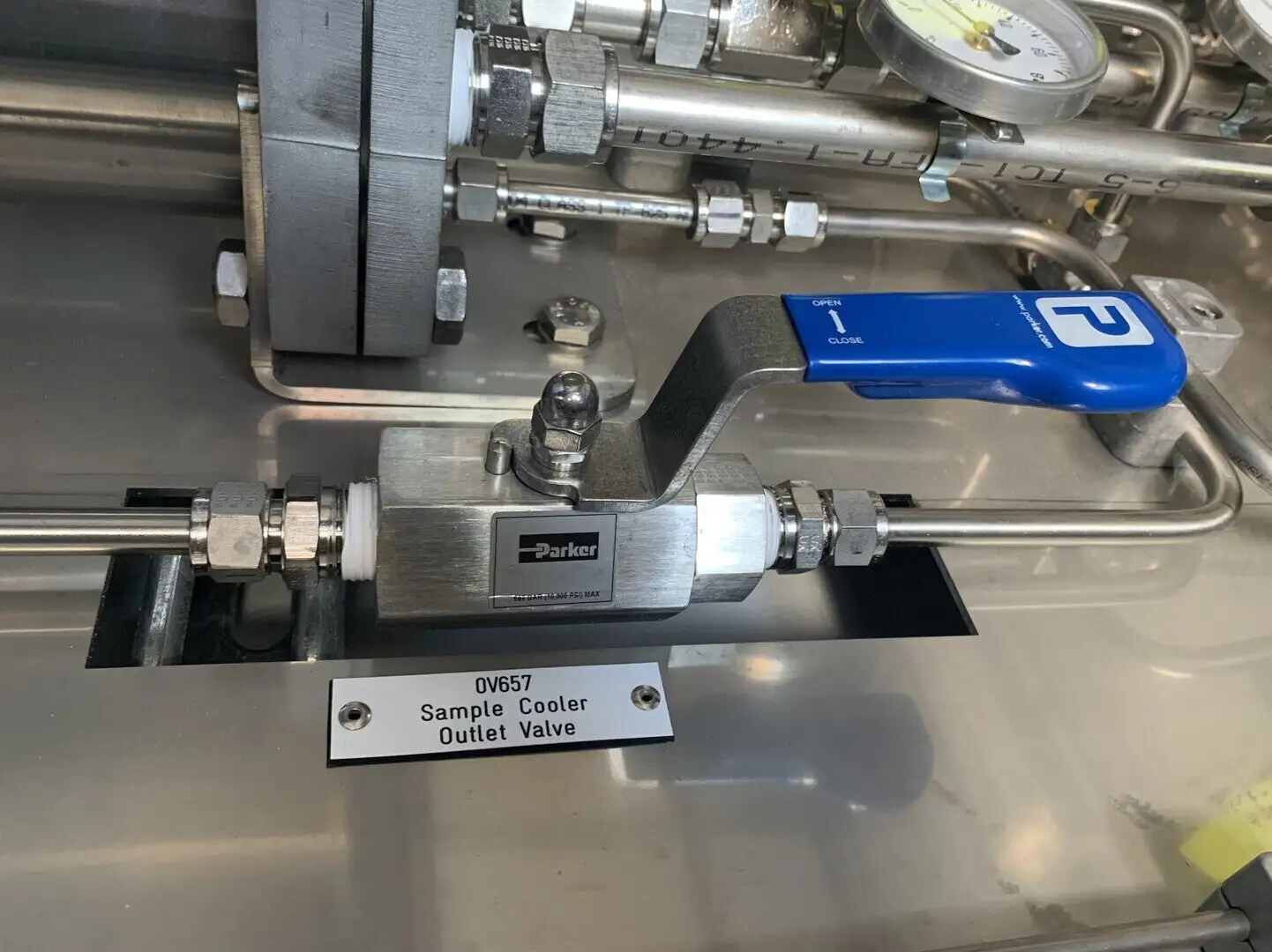 New | in-Stock PARKER HPBYB8FFHPNC Valves/Fittings British Columbia CA | Lenmark #256246