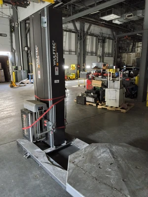 Used _UNKNOWN_ _UNKNOWN_ Pallet Wrappers Wisconsin US | ISP Equipment Group #1318786