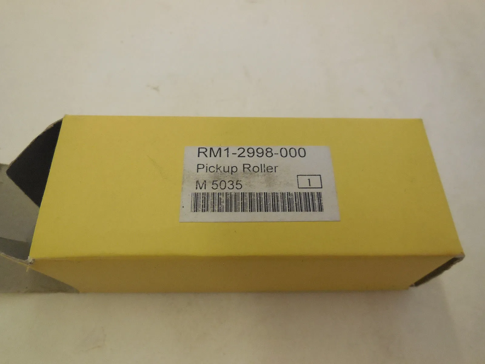 NEW HP RM1-2998-000 PICKUP ROLLER RM12998000