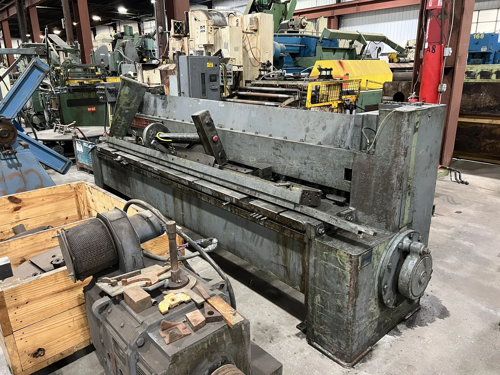 USED NIAGARA 10'X3/16" POWERED SQUARING SHEAR