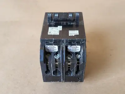 Used SCHNEIDER ELECTRIC CHOMT1515240 Switchgears British Columbia CA | Lenmark #239000