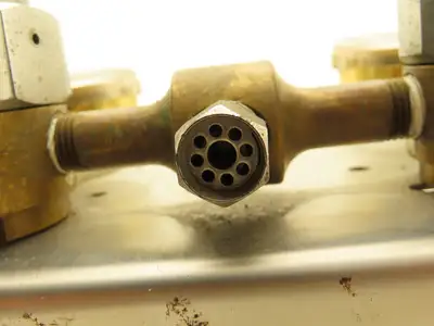 Concoa 6204612-82-580 Gas Regulator Set W/Gauges 0-4000 PSI
