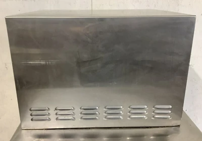 152-0147 APW Wyott P-18 Electric Countertop Pizza/Pretzel Oven