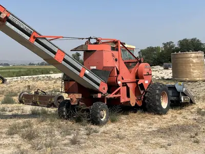 Used BYRON 3650 Combines Idaho US | Berry Machinery #1352647