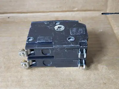 USED SQUARE D QOB240