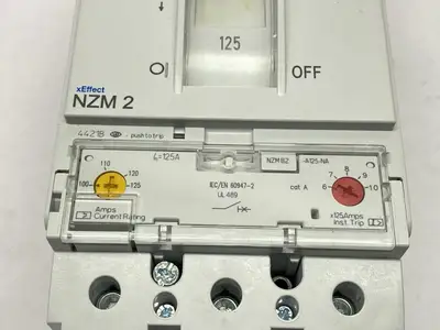 NZMB2-A125-NA | Eaton  NZM Series Circuit Breaker 3-Pole 100-125A 440VAC - Used