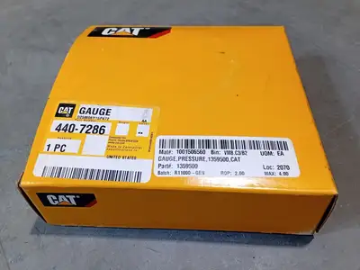 NEW CATERPILLAR 440-7286