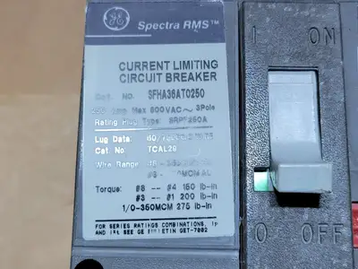 Used GENERAL ELECTRIC SFHA36AT0250 Switchgears British Columbia CA | Lenmark #835533