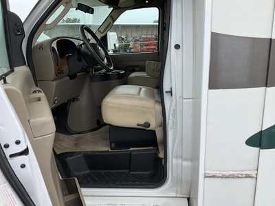 USED 2006 JAYCO GREYHAWK 31