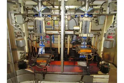 Triangle vending L66C FF&S bagging machine, accufill speedster