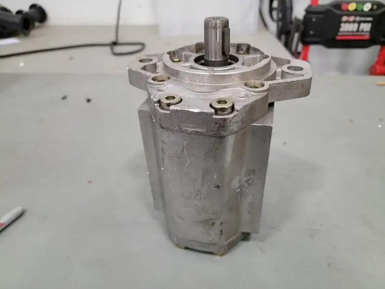 Used SALAMI 3.5PB65D-S87S3 Parts (Hydraulics and Pneumatics) British Columbia CA | Lenmark #265031