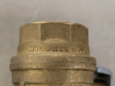 USED RUB INC. CW617N