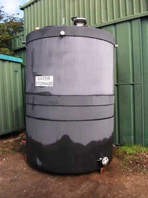 10,000L Vertical Black Polypropylene Enclosed Tank