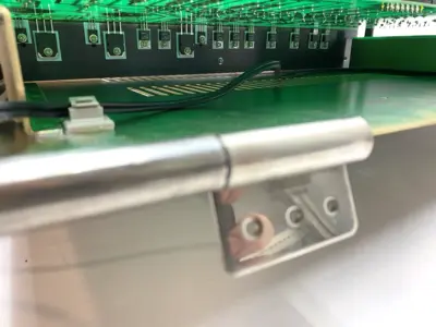 USED HITACHI BOARD WITH HINGED CHASSIS FOR HITACHI S3500N MICROSCOPE