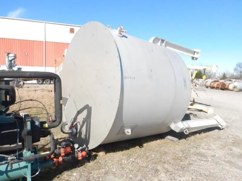 4,000 Gallon Stainless Steel Cone Bottom Tank