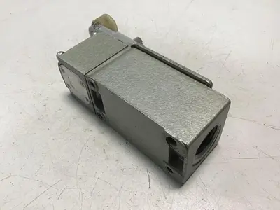 USED TELEMECANIQUE C2JK05
