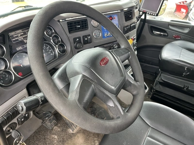 USED 2017 PETERBILT 567 6X4