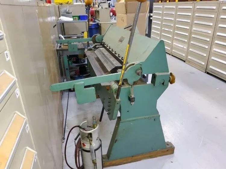 Used NOT SPECIFIED _UNKNOWN_ Box & Pan Brakes including Finger Ohio US | Yoder Brothers machinery #1548169