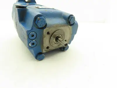Char-Lynn 2TH08AS2S-E Hydraulic Motor