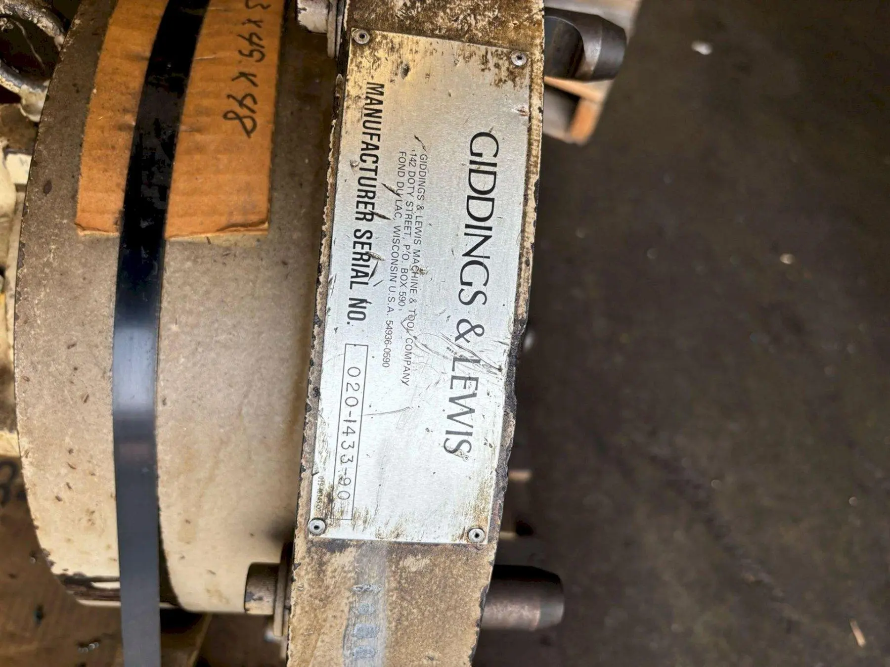 50 TAPER GIDDINGS & LEWIS RIGHT ANGLE BORING HEAD: STOCK #23584