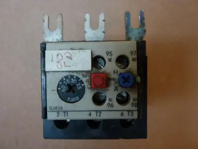 USED SIEMENS 3UA58 13-2E