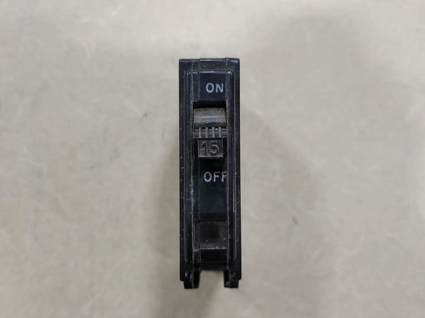 USED SQUARE D QO115