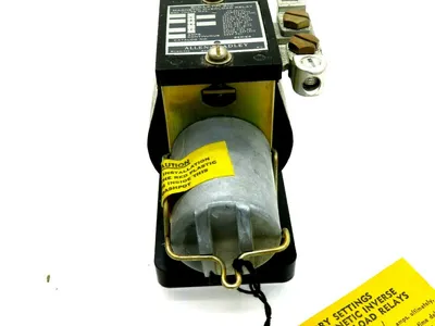NEW ALLEN BRADLEY 810-1RP MAGNETIC OVERLOAD RELAY B689559/3 8101RP