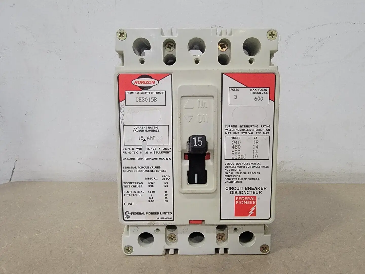 USED FEDERAL PIONEER CE3015B