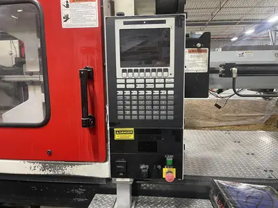 USED 2002 MILACRON M T 310-22