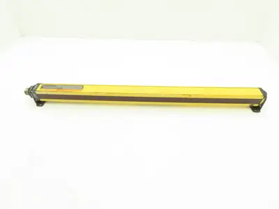 Banner MSR2424Y Mini-Screen Light Curtain Sensor Receiver 9M Range