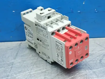 USED ALLEN BRADLEY 700SCF620EJC