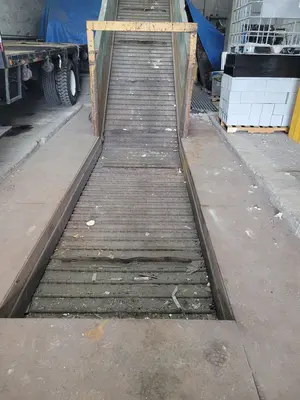 56” Wide Steel Belt Infeed Conveyor