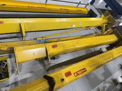 DONATI Crane swinging arm Material Handling | Bowland Trading Ltd (1)