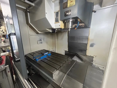 2011 YCM NSV102A (C10) 40 x 20 Vertical Machining Center