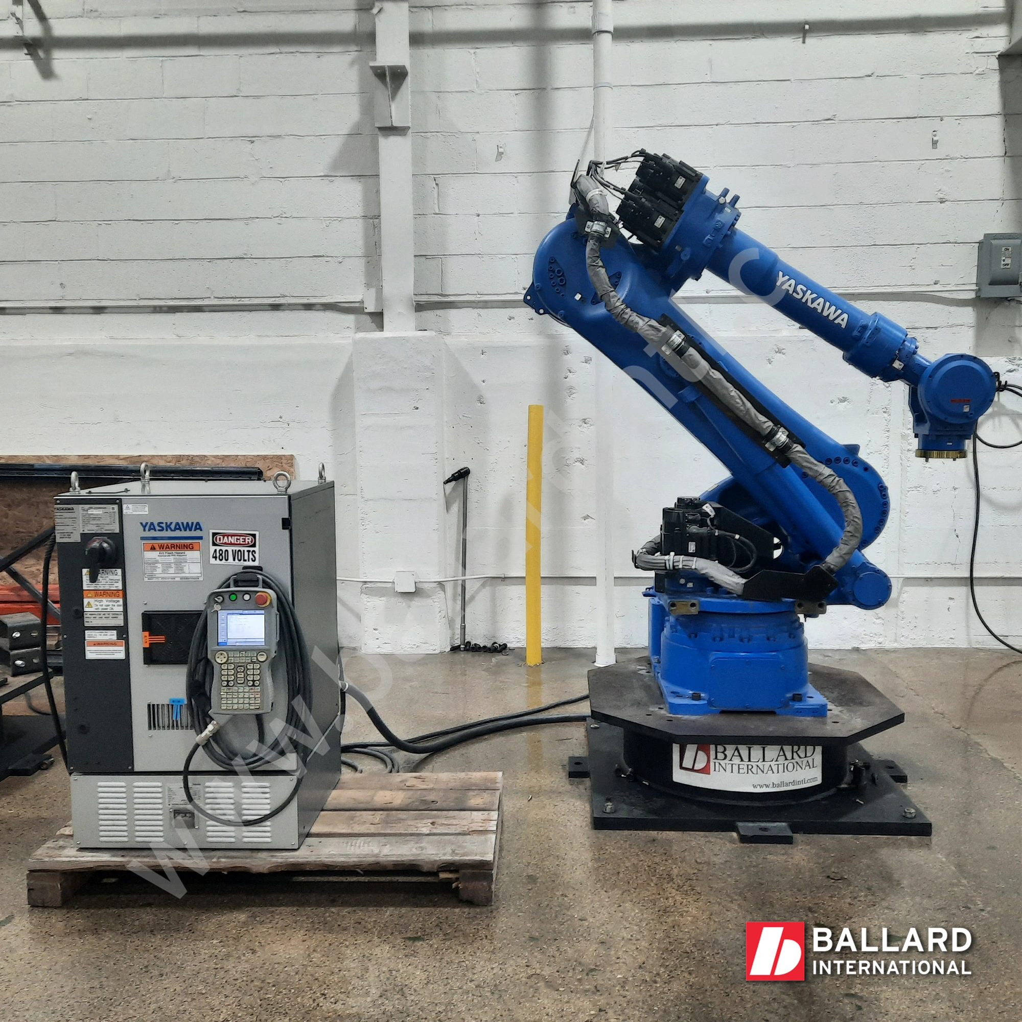 YASKAWA Motoman MH180 Robot System w/ DX200 Controller